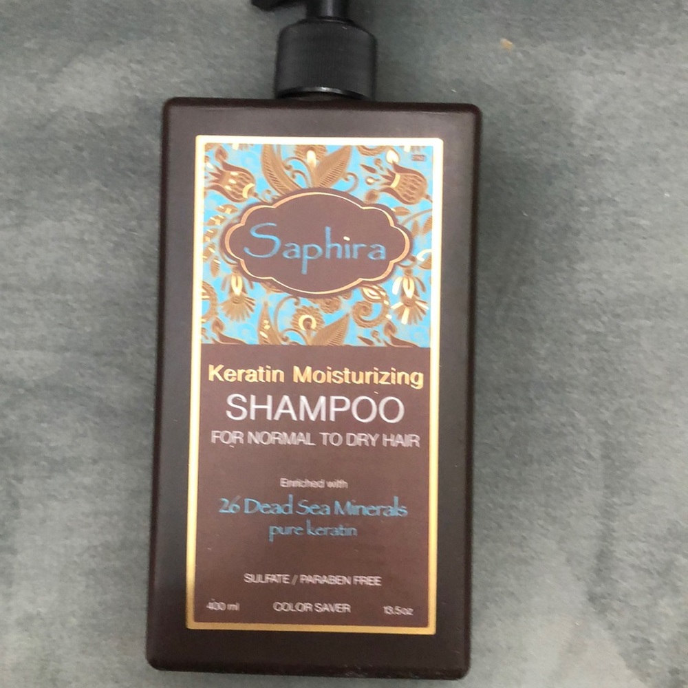 Keratin moisturizing shampoo